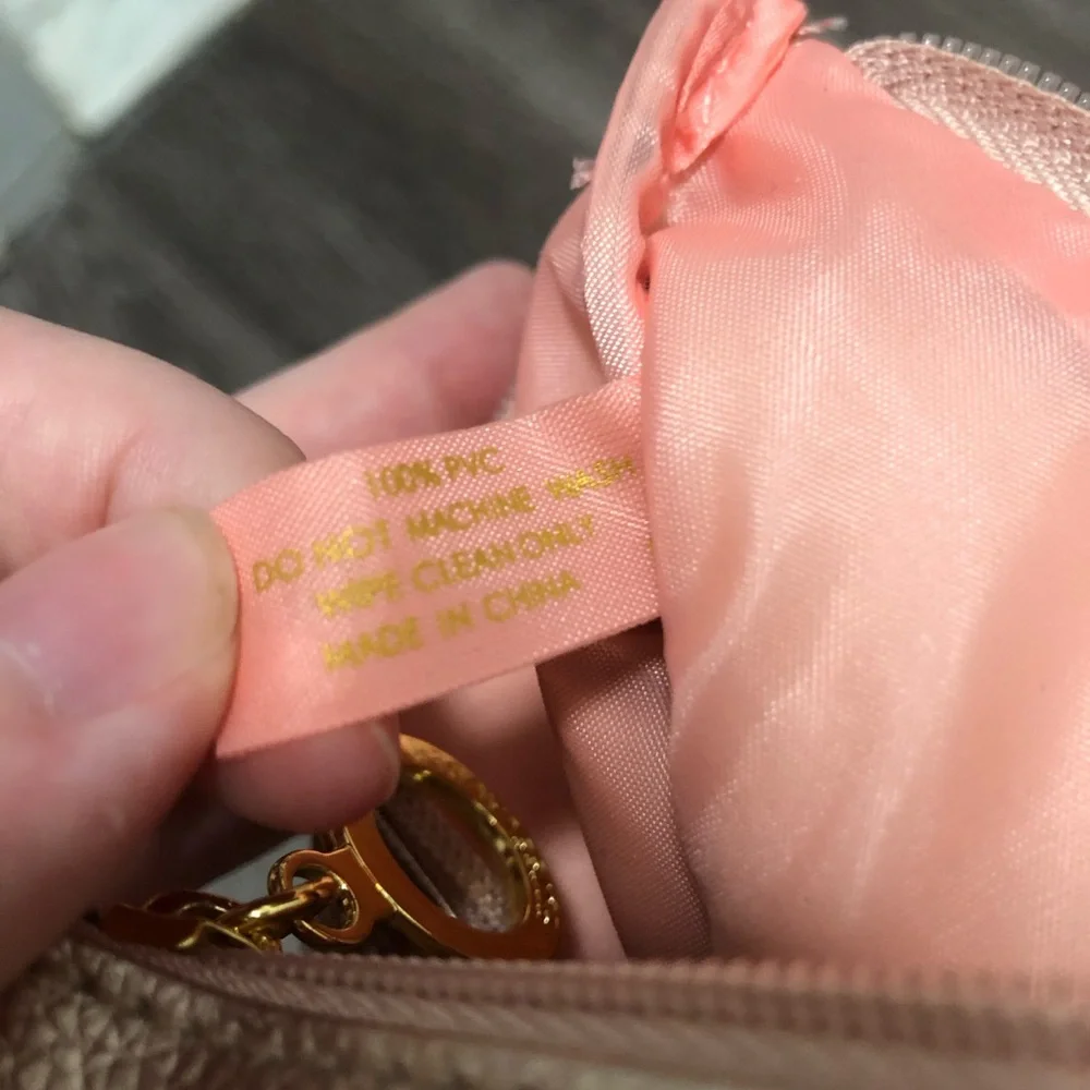 Estée Lauder Rose Gold Metallic Pebbled Cosmetic Bag Pouch New